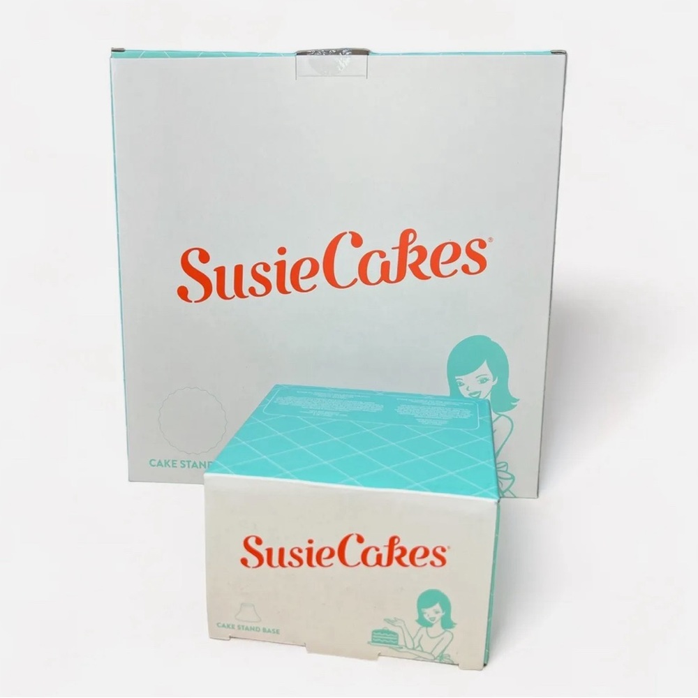 SusieCakes Cake Stand